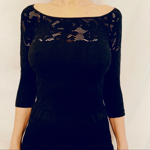 bebe Tops - Bebe lace stretch  top EUC